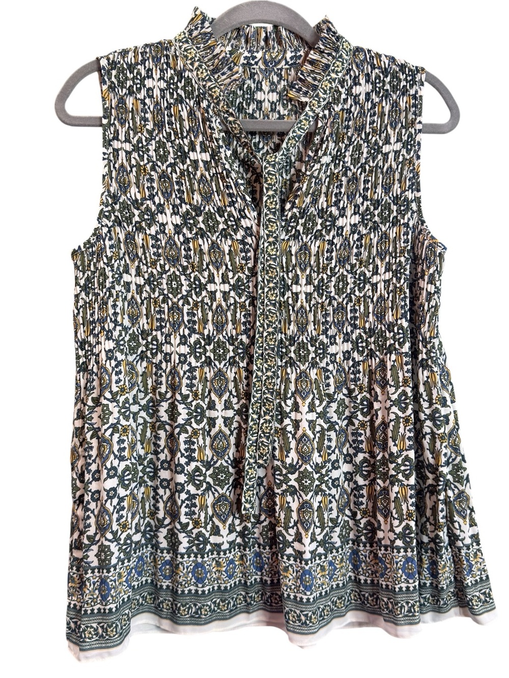Boho Pleated Sleeveless Mock Neck Blouse Paisley Medallion Top
